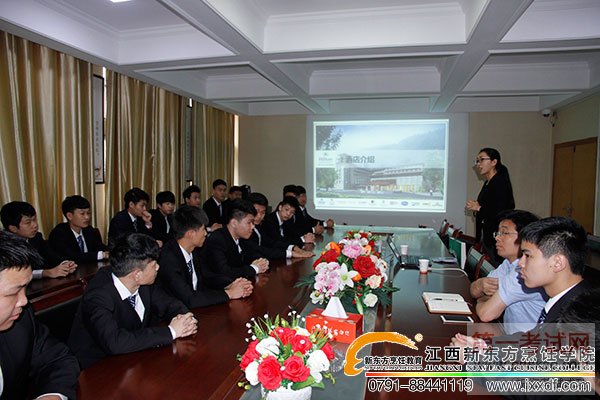 <a  data-cke-saved-href=http://www.jxxdf.com href=http://www.jxxdf.com _cke_saved_href=http://www.jxxdf.com _cke_saved_href=http://www.jxxdf.com target=_blank class=infotextkey>¶ѧУ</a>.jpg