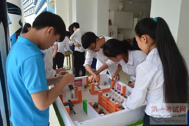 »ѧԺڰ˽У԰ITĻ“·”ɳ