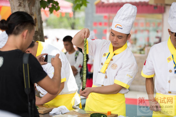 “太太乐•朝天香杯”烹饪技能创新大赛,尽显烹饪技艺风采