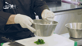 青岛新东方烹饪课堂