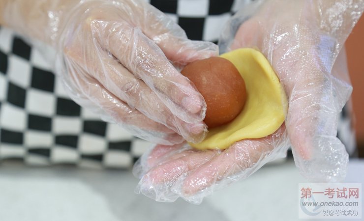 手工月饼制作流程