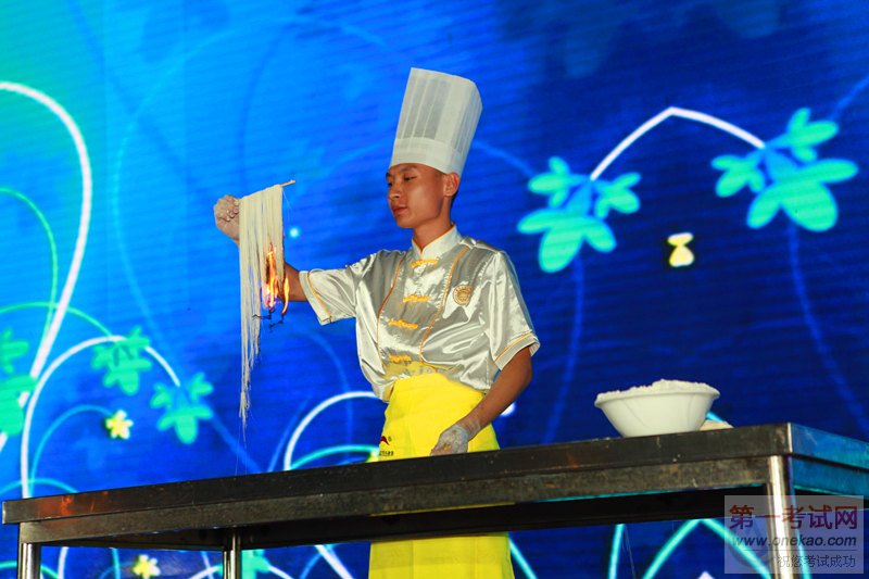 遇火即燃的龙须面