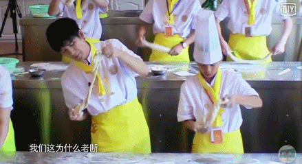 <a data-cke-saved-href=http://www.qdxdf.com href=http://www.qdxdf.com _cke_saved_href=http://www.qdxdf.com _cke_saved_href=http://www.qdxdf.com target=_blank class=infotextkey>青岛新东方烹饪学校</a>