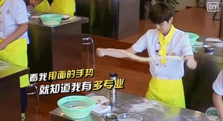 <a data-cke-saved-href=http://www.qdxdf.com href=http://www.qdxdf.com _cke_saved_href=http://www.qdxdf.com _cke_saved_href=http://www.qdxdf.com target=_blank class=infotextkey>青岛新东方烹饪学校</a>