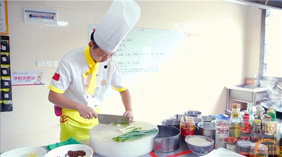 湖北新东方烹饪学校