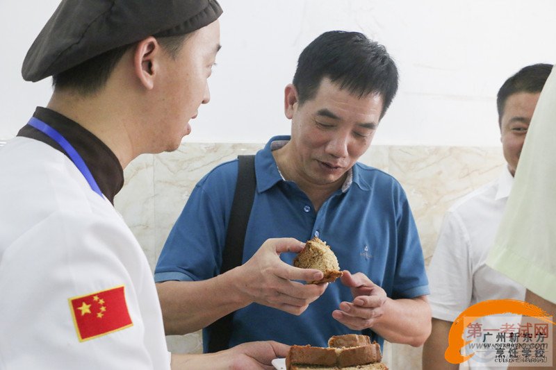 տʦѧ쵼ݰٹ¶ѧУιָ