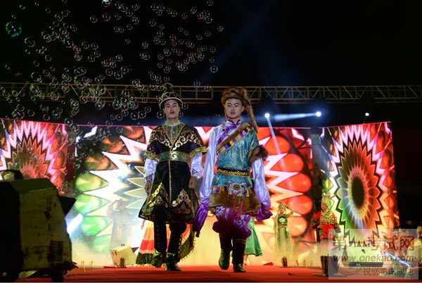 贵阳新东方烹饪学院国庆晚会