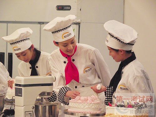 <a  data-cke-saved-href=http://www.jxxdf.com href=http://www.jxxdf.com _cke_saved_href=http://www.jxxdf.com _cke_saved_href=http://www.jxxdf.com target=_blank class=infotextkey>¶ѧУ</a>.jpg