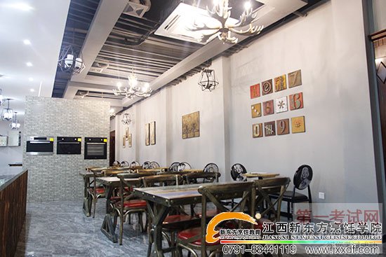 <a  data-cke-saved-href=http://www.jxxdf.com href=http://www.jxxdf.com _cke_saved_href=http://www.jxxdf.com _cke_saved_href=http://www.jxxdf.com target=_blank class=infotextkey>¶ѧУ</a>.jpg