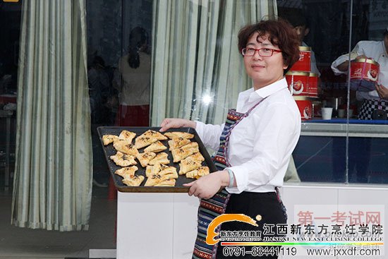 <a  data-cke-saved-href=http://www.jxxdf.com href=http://www.jxxdf.com _cke_saved_href=http://www.jxxdf.com _cke_saved_href=http://www.jxxdf.com target=_blank class=infotextkey>¶ѧУ</a>.jpg