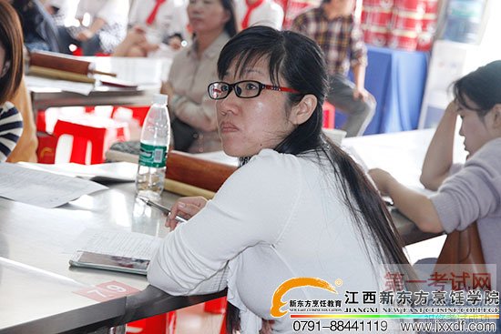 <a  data-cke-saved-href=http://www.jxxdf.com href=http://www.jxxdf.com _cke_saved_href=http://www.jxxdf.com _cke_saved_href=http://www.jxxdf.com target=_blank class=infotextkey>¶ѧУ</a>.jpg