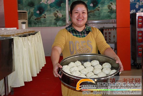 <a  data-cke-saved-href=http://www.jxxdf.com href=http://www.jxxdf.com _cke_saved_href=http://www.jxxdf.com _cke_saved_href=http://www.jxxdf.com target=_blank class=infotextkey>¶ѧУ</a>.jpg