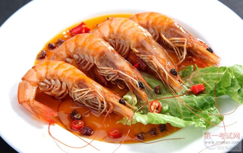 广州新东方烹饪学校_粤菜大佬专业菜品制作展,一个色香味俱全的展台