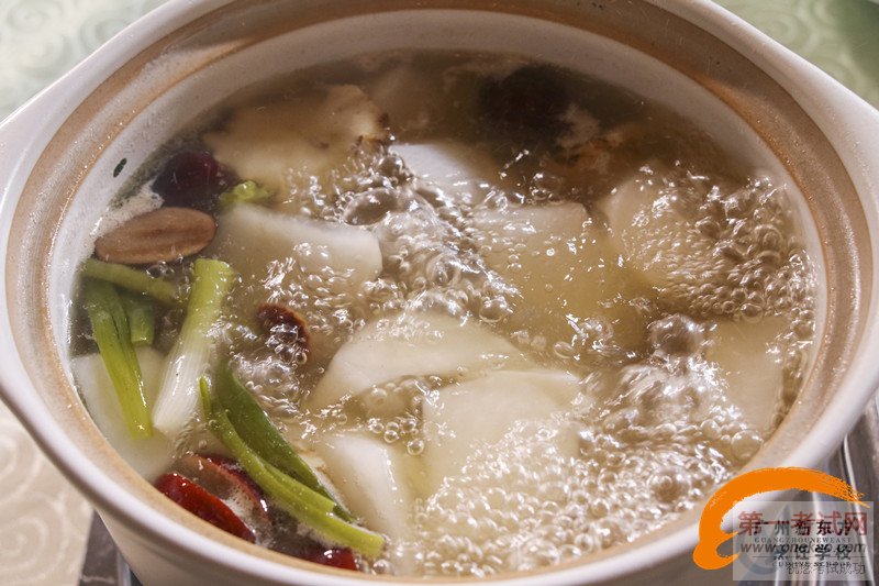 新东方大师罗振超:听说冬天和羊肉汤更配哦