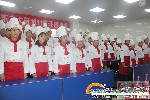 <a  data-cke-saved-href=http://www.jxxdf.com href=http://www.jxxdf.com _cke_saved_href=http://www.jxxdf.com _cke_saved_href=http://www.jxxdf.com target=_blank class=infotextkey>¶ѧУ</a>.jpg