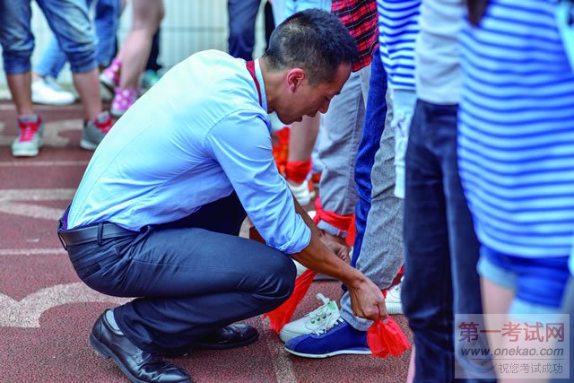 ϵ˶ʦͬѧǰЬϵãߣ