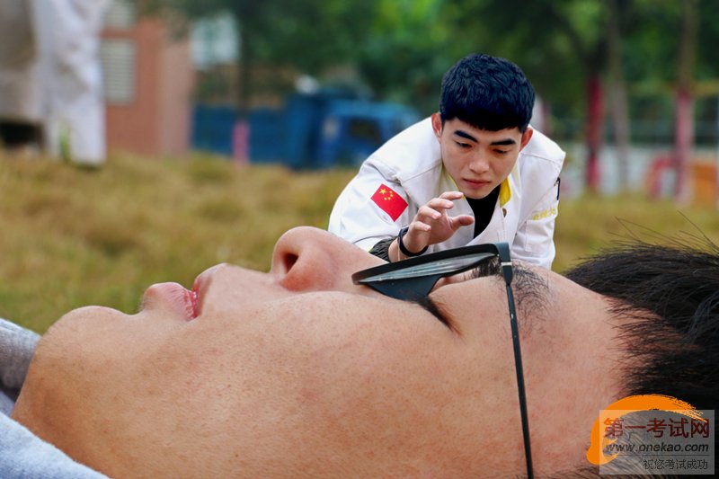 广州新东方烹饪学校:小世界里的大精彩