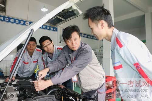 2学动手实操机会多